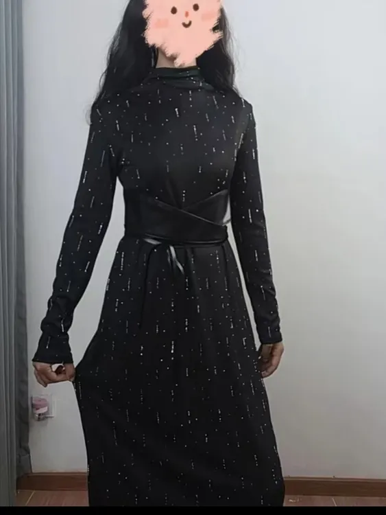 简约烟花式烫钻女装连衣裙独特气质高级漂亮裙子黑色裙子