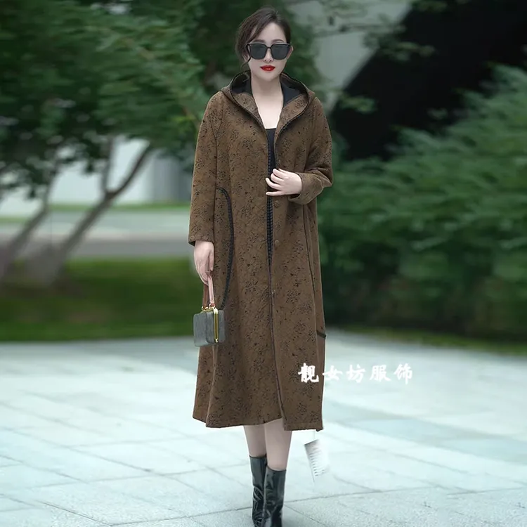 气质妈妈连帽风衣外套2025春秋复古宽松胖女人显瘦洋气高档大衣女