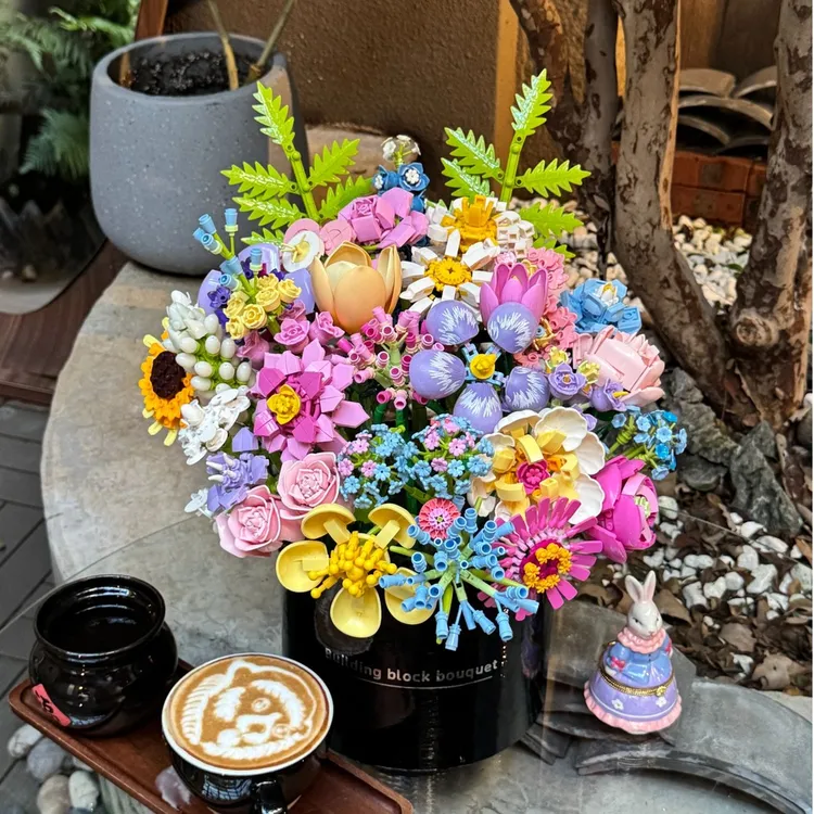 【拼凑浪漫】2025新款玫瑰积木花束拼装一整套礼盒永生花朵生日永生