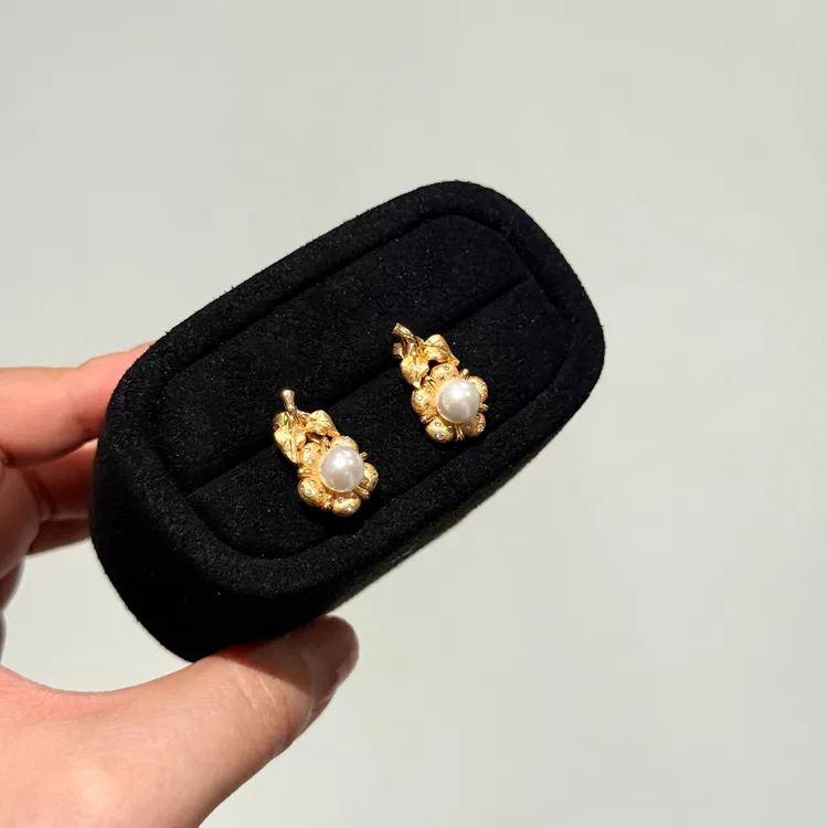 925银合成锆石耳饰 辣舞法式超仙高级感金色花朵耳钉轻奢高级感时