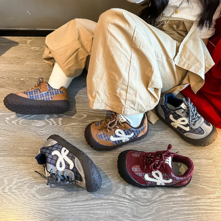 儿童鞋秋季鞋子板鞋小白鞋新款春秋儿童学生2025网面运动鞋透气