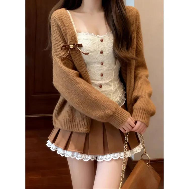 漂亮韩系小套装温柔蕾丝吊带百褶裙学院风两件套秋冬