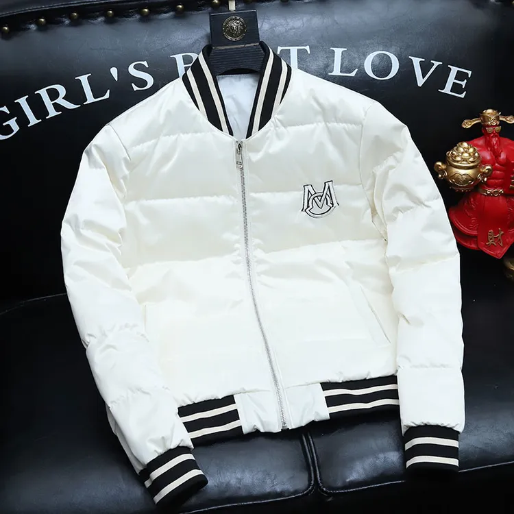 凯邦威欧洲站白鸭绒羽绒服男士青年修身2025冬装新款外套刺绣白色