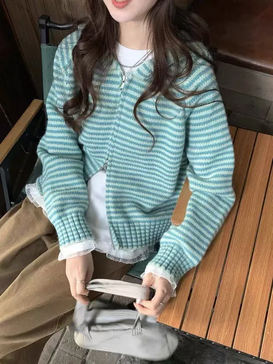 韩系慵懒风毛衣2025秋冬季新款宽松加厚连帽条纹拉链针织开衫外套