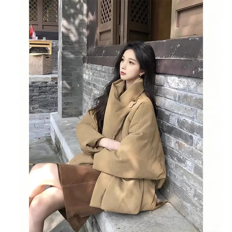 90白鸭绒大翻领短款羽绒服女2025新款小个子外套韩系设计感面包服