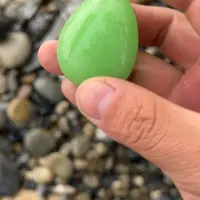未镶嵌石英质玉车挂