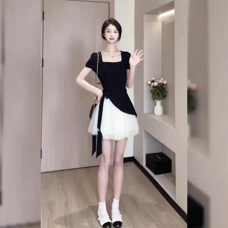 【有颜值】2025夏季撞色褶皱收腰设计感裙气质时尚连衣裙D1662