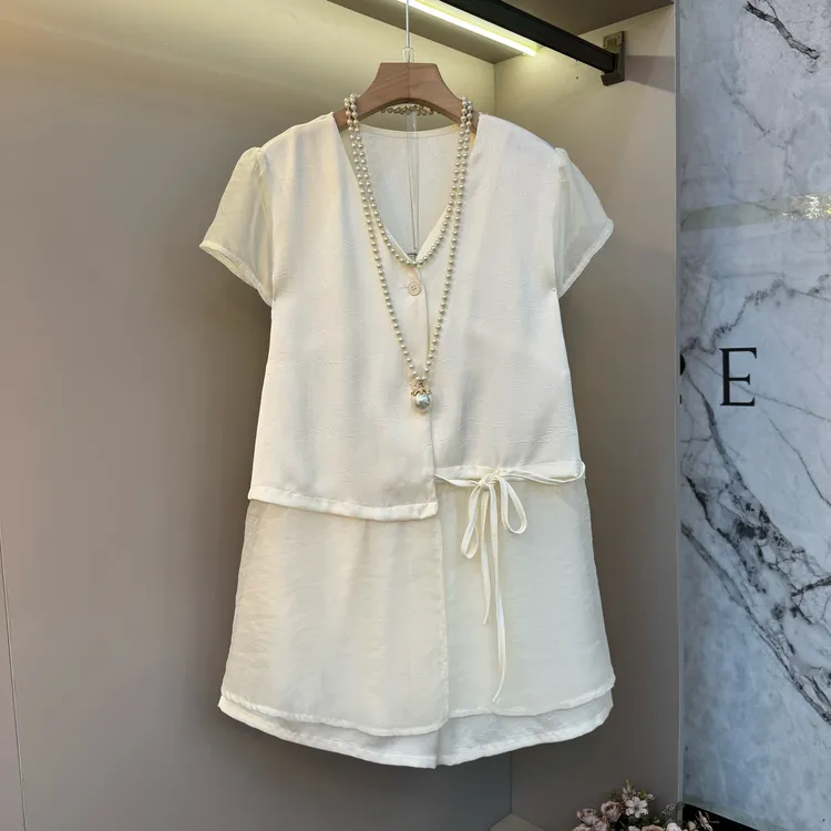 2025欧货欧根纱拼接不对称设计系带收腰v领个性大码套装