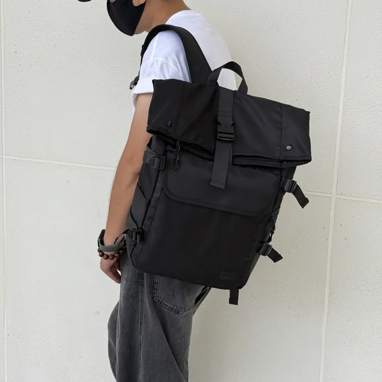 2025双肩背包型包盖拉链男士双肩包韩版潮流大学生电脑包休闲黑色