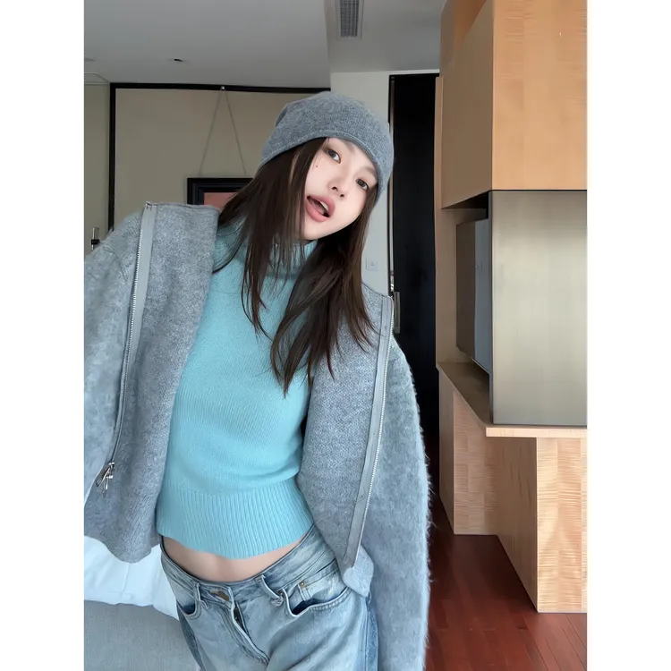慵懒风连帽针织开衫女秋冬新款时尚百搭显瘦毛衣垂感阔腿裤牛仔裤
