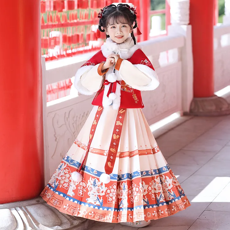 拜年服女童冬装马面裙套装加厚2025新款儿童汉服过年国风唐装冬季