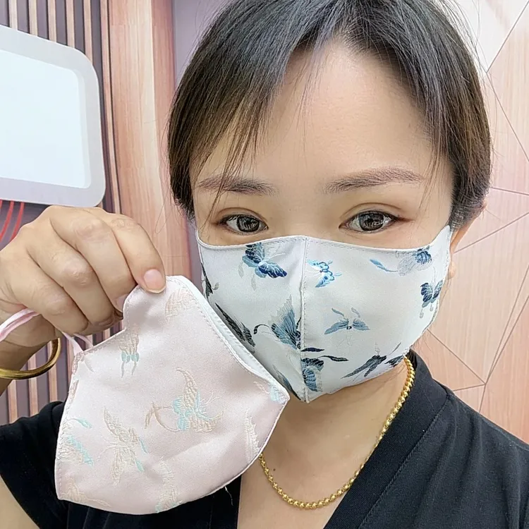 女士秋冬款加厚双层护眼角口罩透气保暖面罩(香云纱)印花