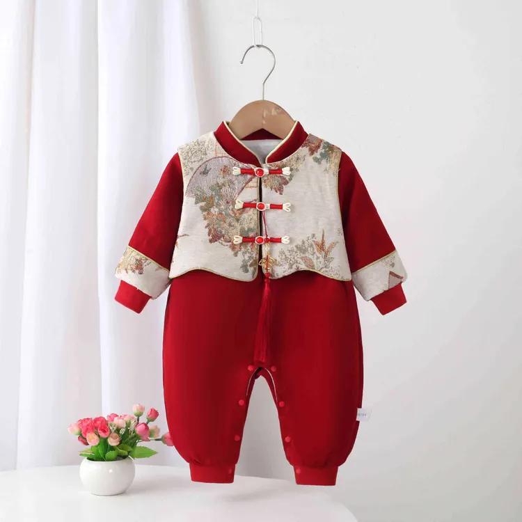 童泰【断码】婴儿秋装古风连体衣喜庆周岁白天爬服春秋国风假两件马
