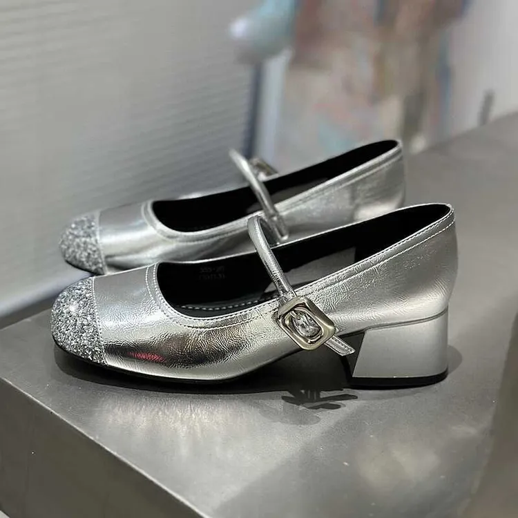 浅口玛丽珍鞋女新款夏秋时尚韩版百搭小众法式亮片粗跟银色单鞋