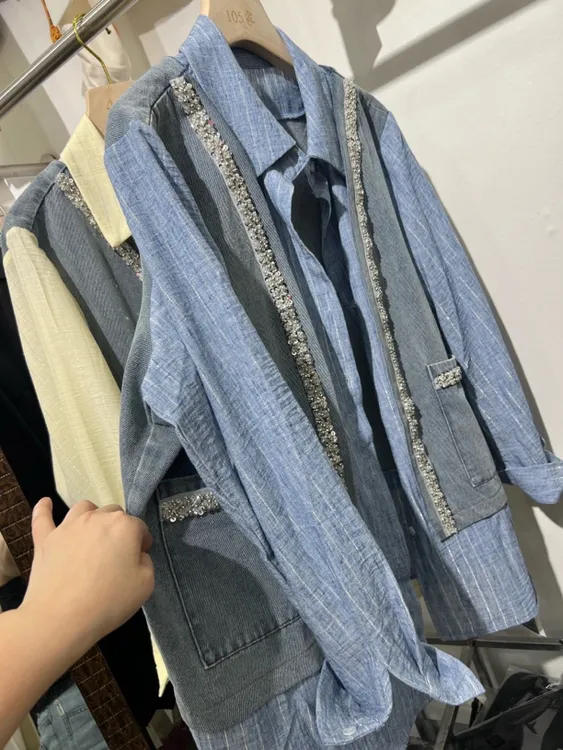 假两件牛仔拼接衬衫设计感时尚休闲百搭春季长袖衬衣