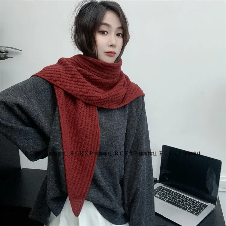 100%羊毛披肩时尚韩版保暖围巾简约百搭三角巾网红款气质优雅搭配