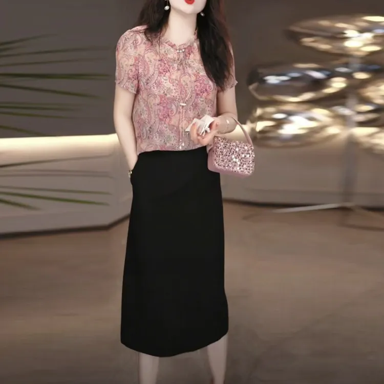 莱赛尔天丝轻奢女装2025夏季新款优雅时尚碎花短袖假两件连衣裙子