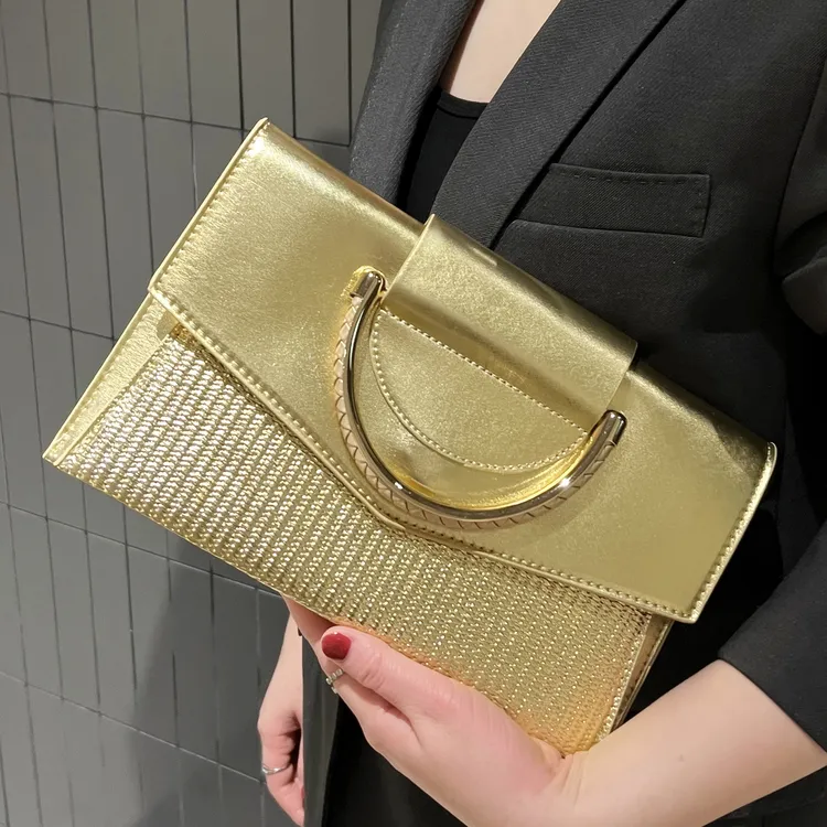 2025新款时尚手拿包女大容量手提小包百搭手机包高级感单肩斜跨包