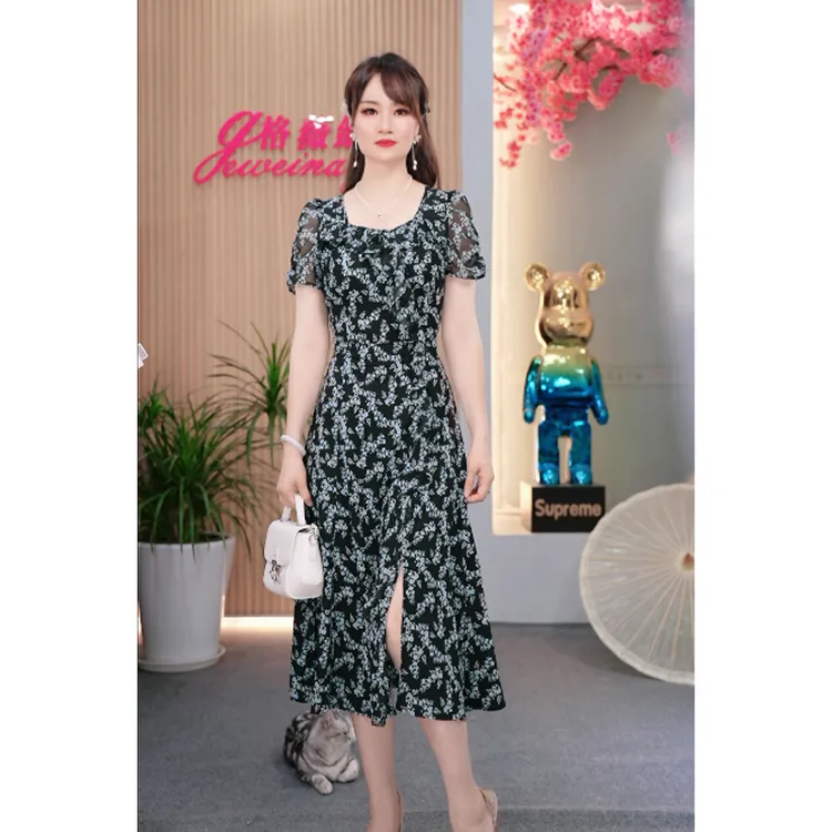 蓝花轻奢斜裁时尚法式开叉夏中长连衣裙方领真丝包边气质修身显瘦