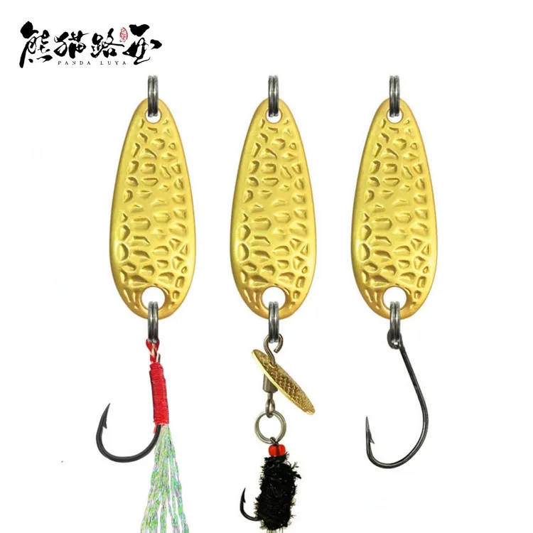 2.5g微物远投路亚饵旋转亮片饵陨石马口亮片花生壳亮片假饵
