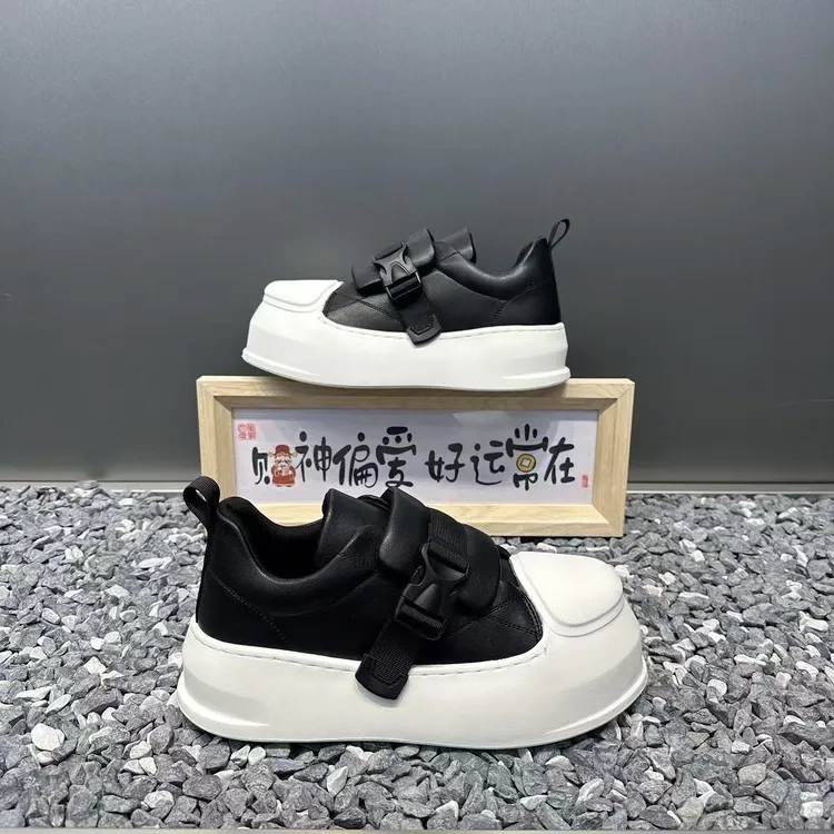 潮男新款秋冬加绒保暖时尚百搭个性搭扣厚底增高潮流运动休闲鞋