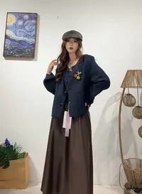 113区6621藏蓝色时尚女款春秋南瓜挂件休闲外套