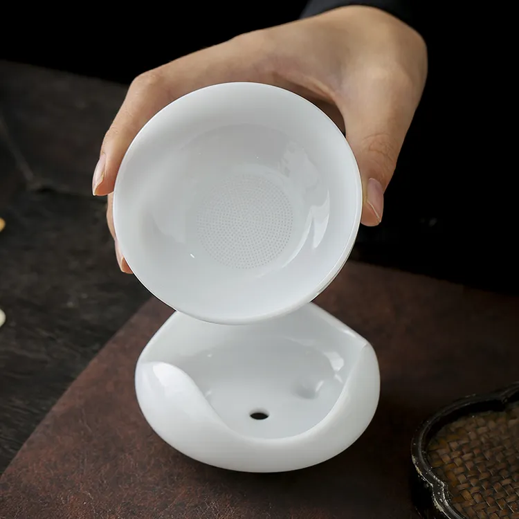 轻奢高端冰种玉瓷功夫茶具茶滤高档德化白瓷全瓷一体三角过滤茶漏