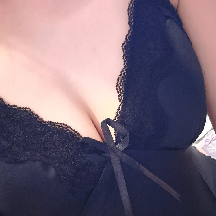 高级感深V蕾丝吊带睡裙女性感纯欲带胸垫夏季家居服