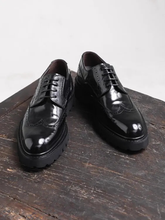 高档精美雕花厚底商务休闲皮鞋男胎牛皮手抓纹布洛克德比鞋婚鞋潮