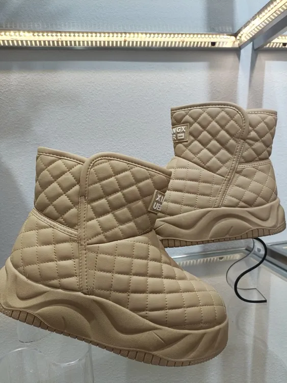 保暖防水时尚雪地靴中筒耐脏格子成人防滑