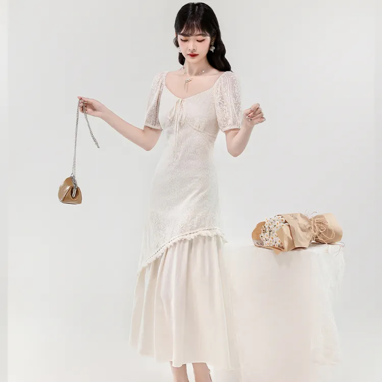 法式方领高端连衣裙女2025夏季新款泡泡袖波西米亚流苏度假风裙子