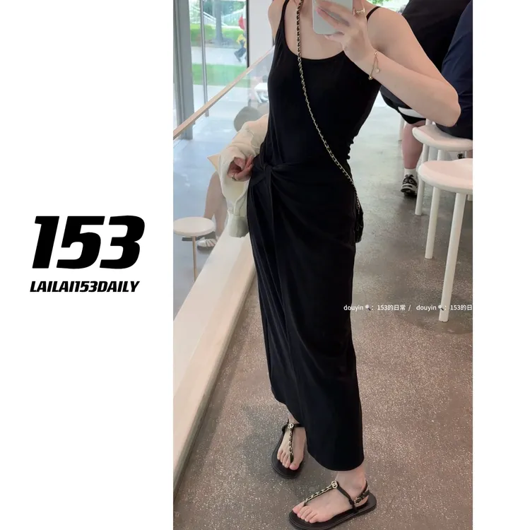 【153的日常】扭节吊带连衣裙显瘦气质夏季长款设计感25XQ6776