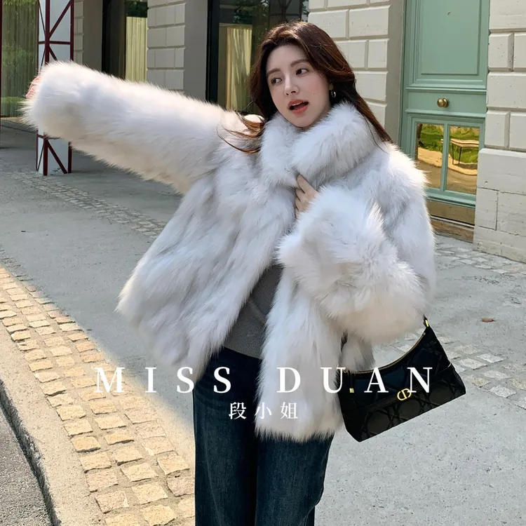 MISSDUAN“绒都千金”名媛千金进口立领狐狸毛皮草外套女新款显瘦
