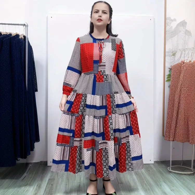 春夏女桂系圆领七分袖民族风优雅气质修身通勤穿搭中长大摆连衣裙