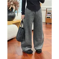 显瘦百搭宽松版秋冬条纹休闲弯刀裤DMY1531
