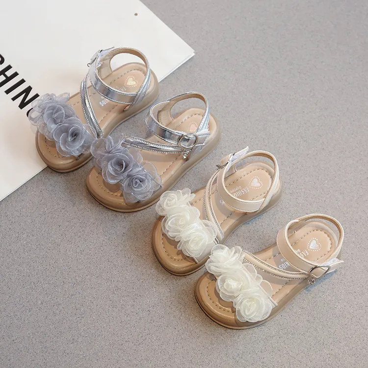2025年夏季新款女童花朵公主凉鞋女宝宝时尚露趾凉鞋中大童沙滩鞋