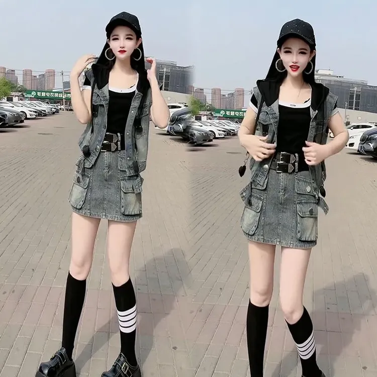 2025网红新款百搭休闲连帽牛仔马甲短裤套装女春夏宽松大码两件套
