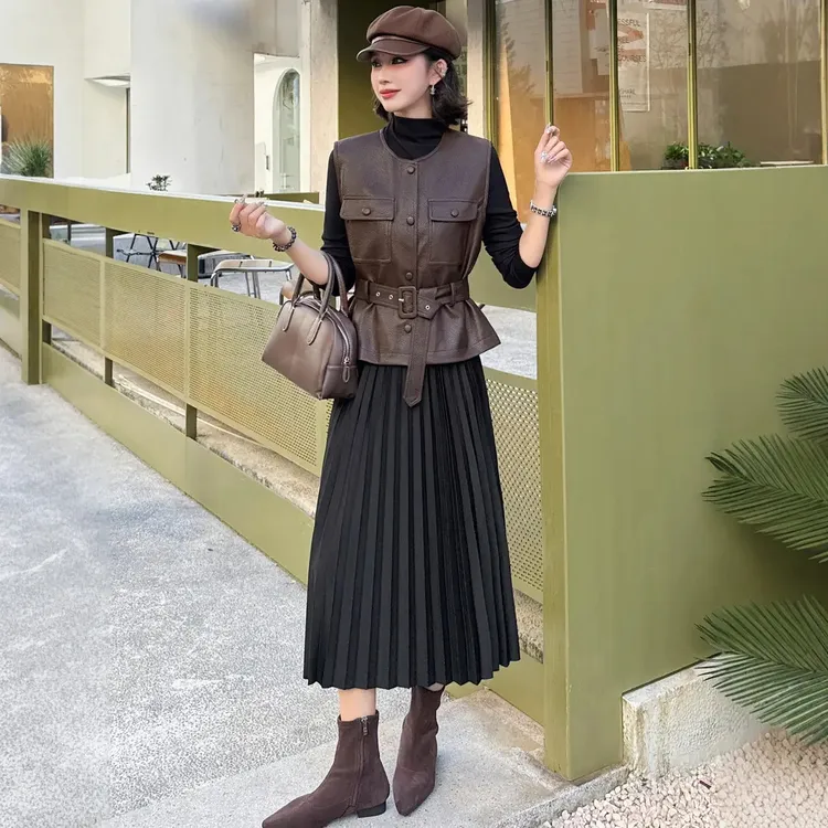 2025裙子女轻奢中长新款秋季高级感百褶连衣裙两件套气质洋气时尚