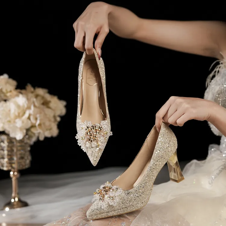 水晶婚鞋女2025春秋新款防水台秀禾婚纱伴娘高跟粗跟新娘鞋34-40