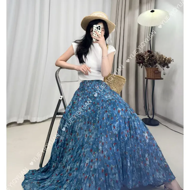 【丹青】2025夏季新款大裙摆碎花半身裙复古高腰显瘦长裙