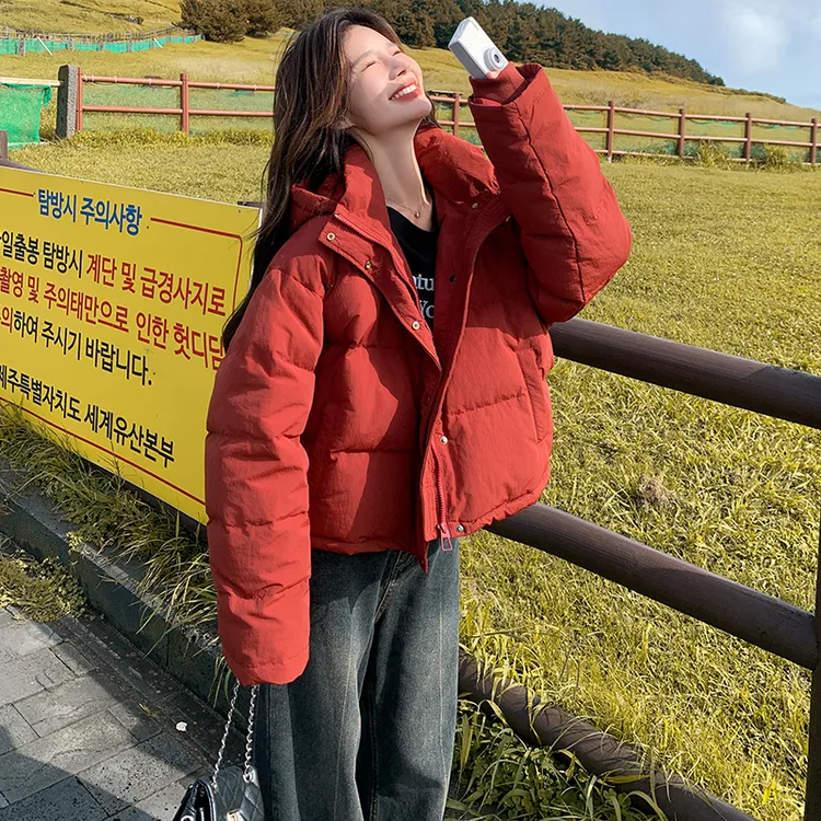 红色短款连帽羽绒服女冬新款小个子超好看加厚50白鸭绒爆款面包服