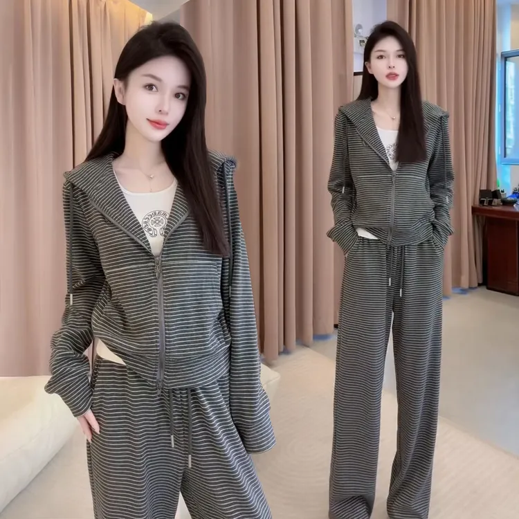 韩版减龄连帽时尚套装女春秋季休闲风洋气慵懒条纹卫衣卫裤两件套