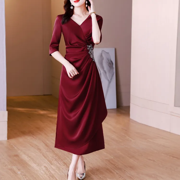 她他百伦婆婚礼服宴会气质时尚洋气婚宴妈妈年轻款平时可穿连衣裙