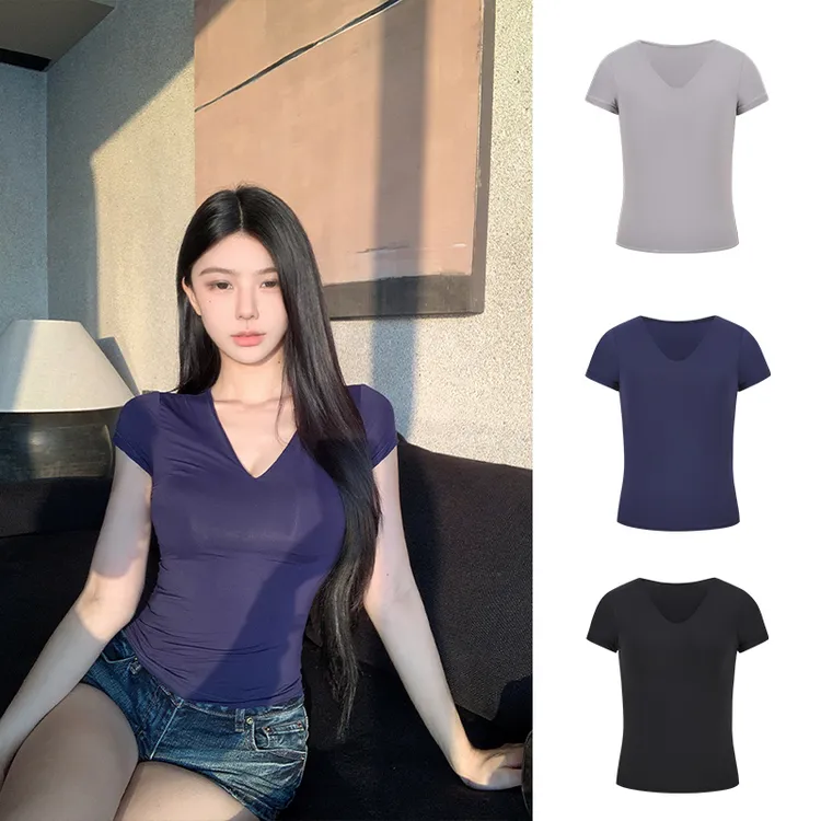 Moses Queen/魔西女王美式复古运动风 V领速干正肩短袖修身上衣