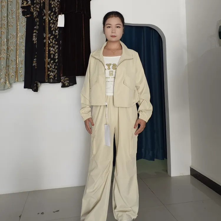 2025年爆款春秋穿搭工装风休闲减龄时尚外套阔腿裤三件套女装