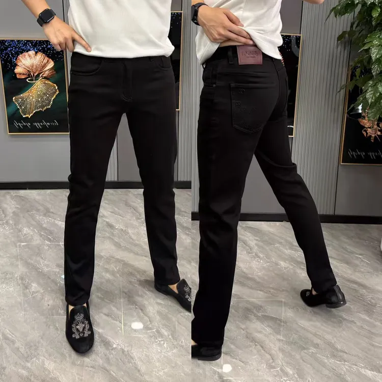 裤子男时尚牛仔裤男士修身显瘦小脚裤秋季新款黑色休闲百搭男裤帅