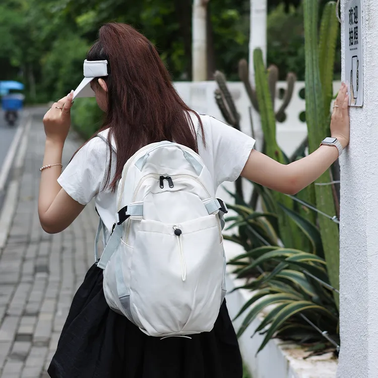 2025新款高颜值书包大学生ins可爱大容量少女双肩包百搭背包男