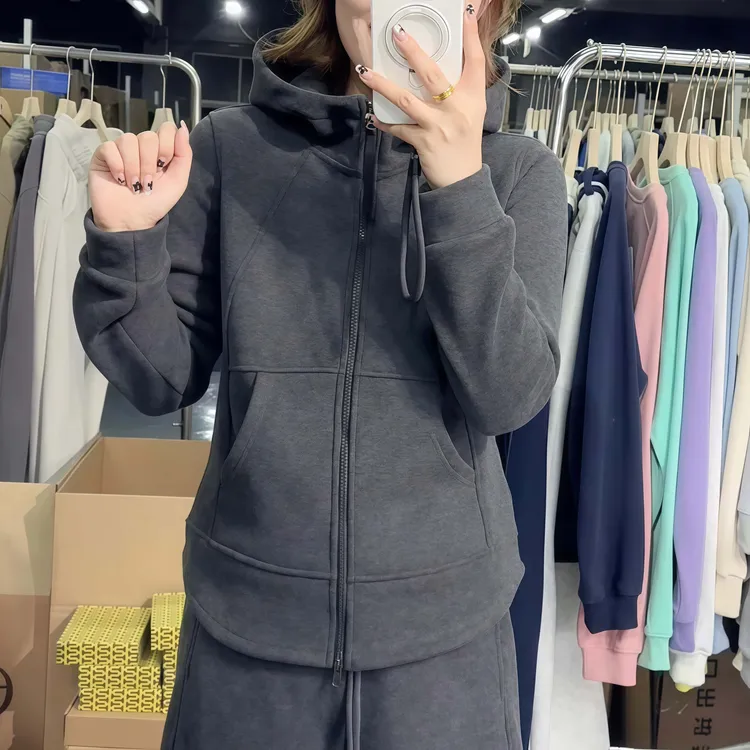 秋冬宽松拉链连帽加绒外套女2025新款百搭时尚显瘦洋气老钱风外套