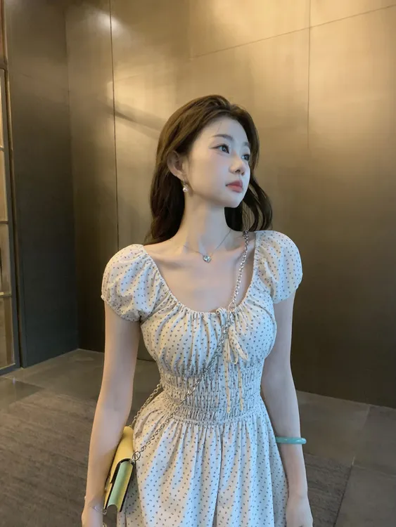 EIA一尧【心动恋曲】韩版纯欲收腰碎花连衣裙气质俏皮显瘦长短款裙