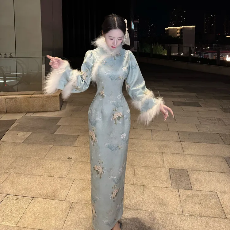 LHMknk1画报夫人原创自制新中式秋冬厚款温柔新式旗袍 江南水蓝绿